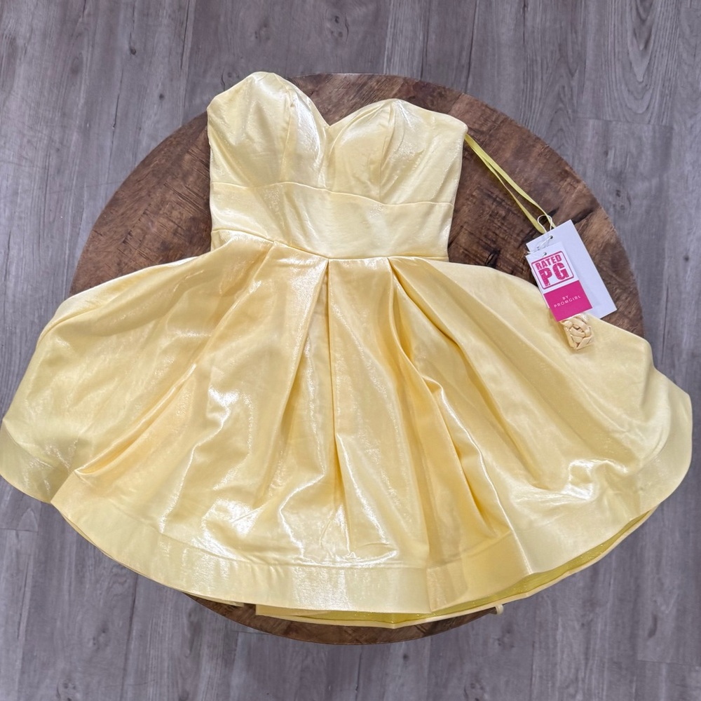 NWT Butter Yellow Strapless Shimmer Fit and Flare Dress